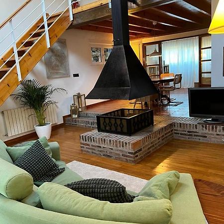 Villa D'Eloisa à Balmori Extérieur photo
