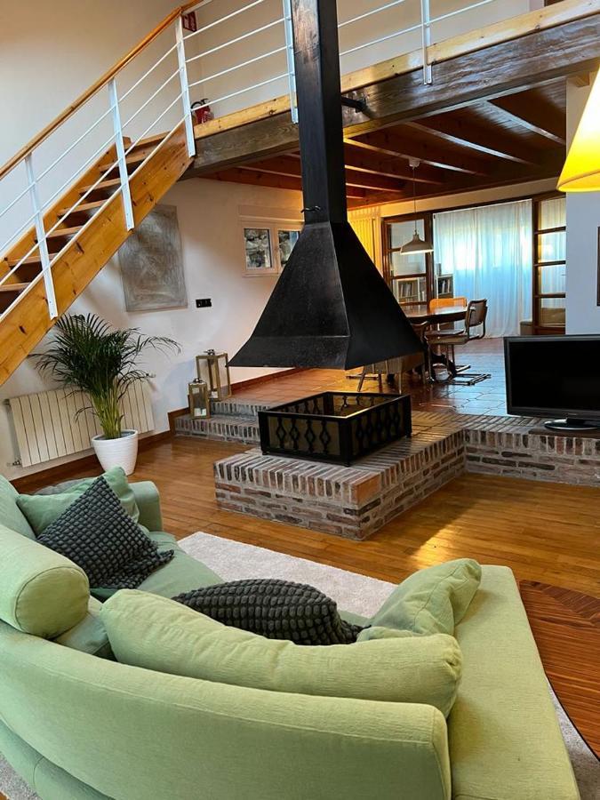 Villa D'Eloisa à Balmori Extérieur photo