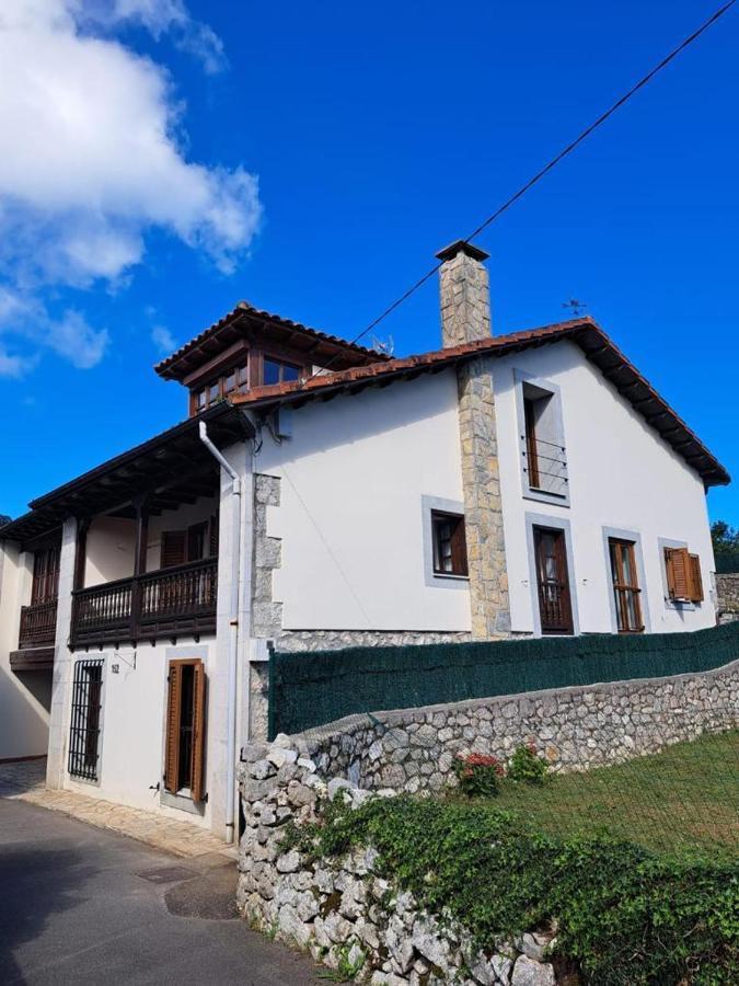Villa D'Eloisa à Balmori Extérieur photo